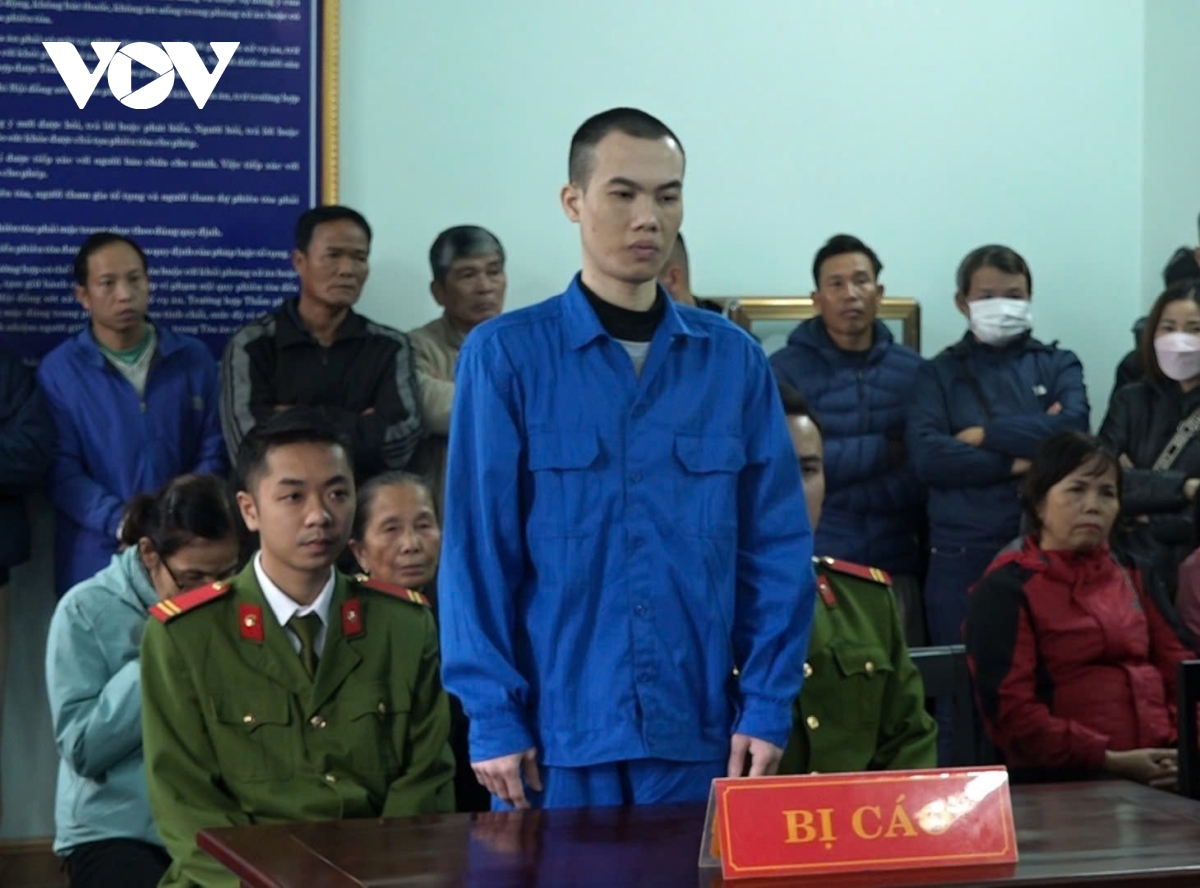 Mâu thuẫn trên đường, dùng dao đâm đối thủ tử vong